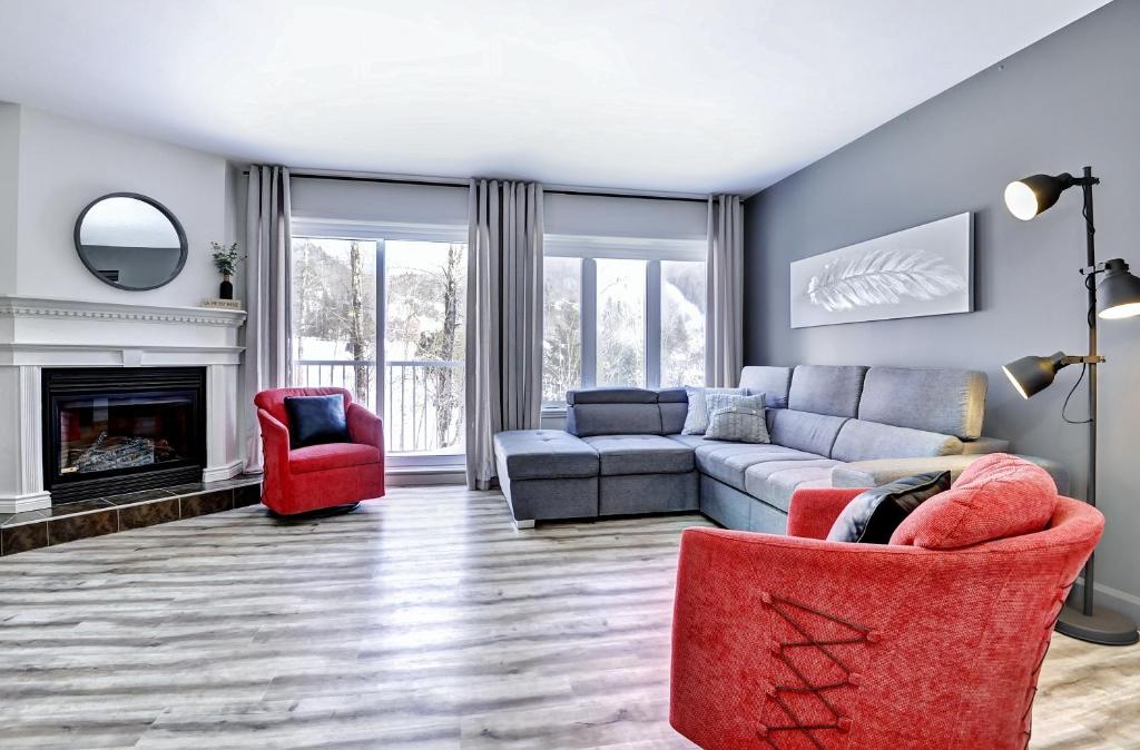 Condo 204 33 Chemin du Hameau by Les Chalets Alpins photo 1