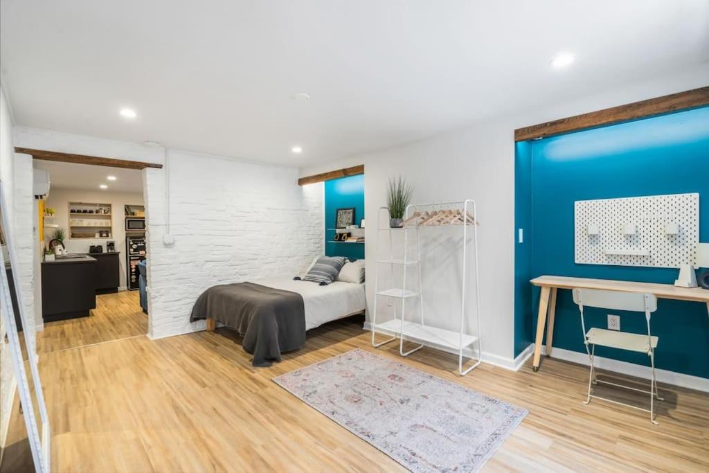 New Garden Apartment in South Shore! image
