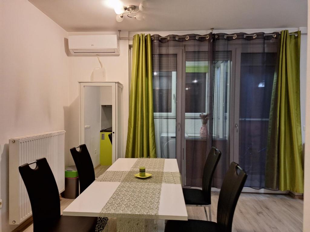 LONA flat photo 4