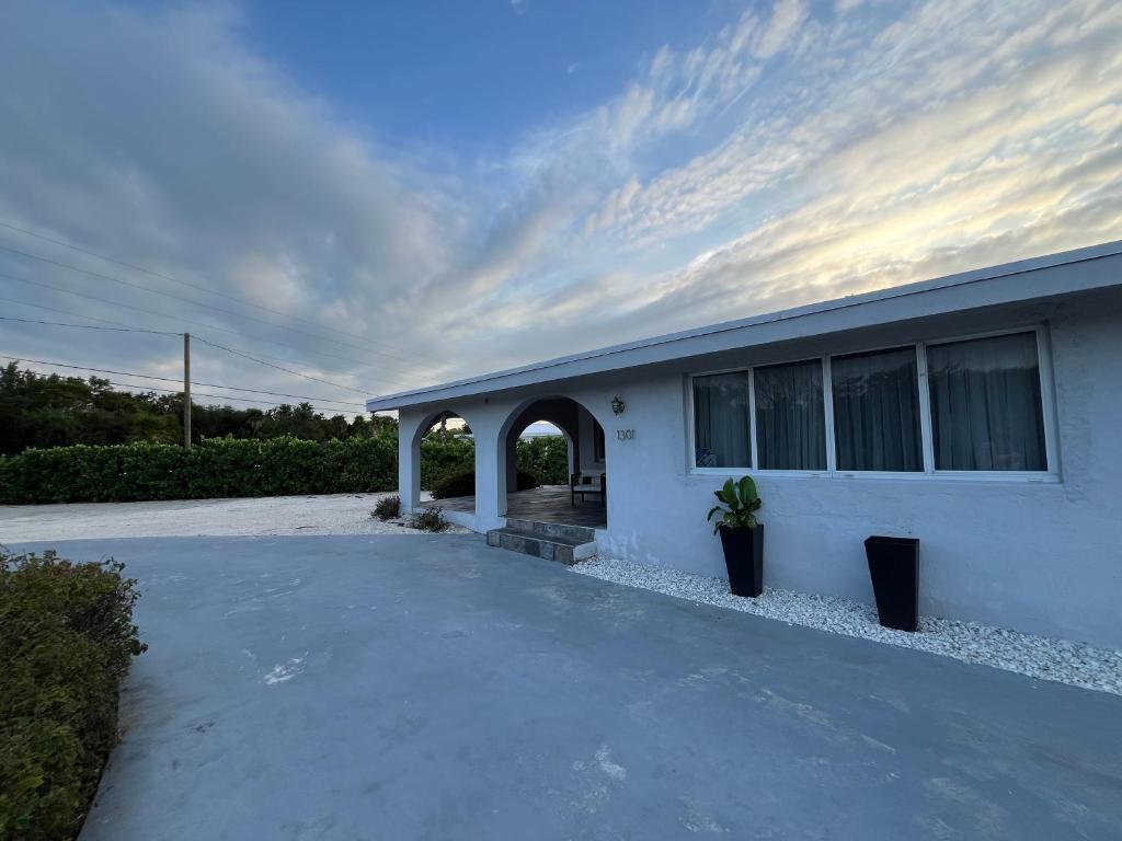 Home On The Water In Marathon, Fl photo 1