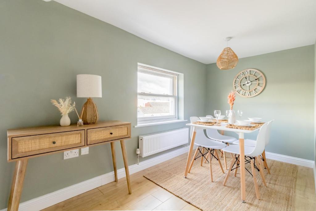 St James Lodge Room Type - One-Bedroom Apartment
