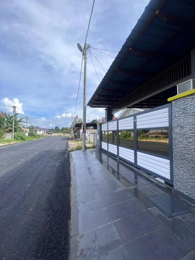 Auranad Guest House Tanah Merah Wifi-Netflix photo 1