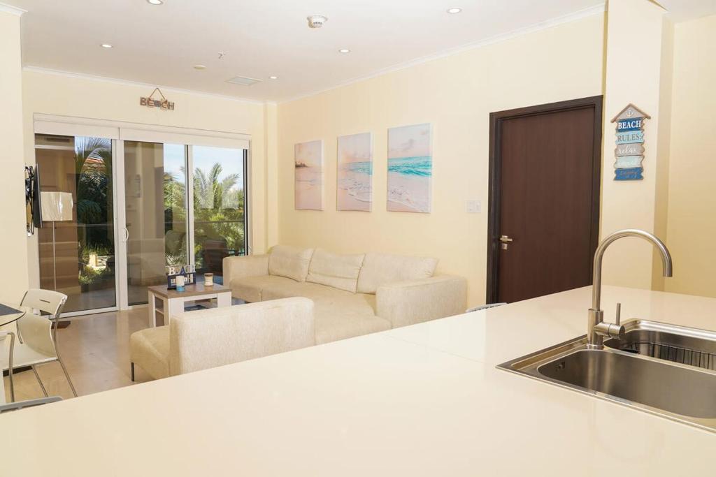 Beautiful apartment in eagle beach levent photo 1