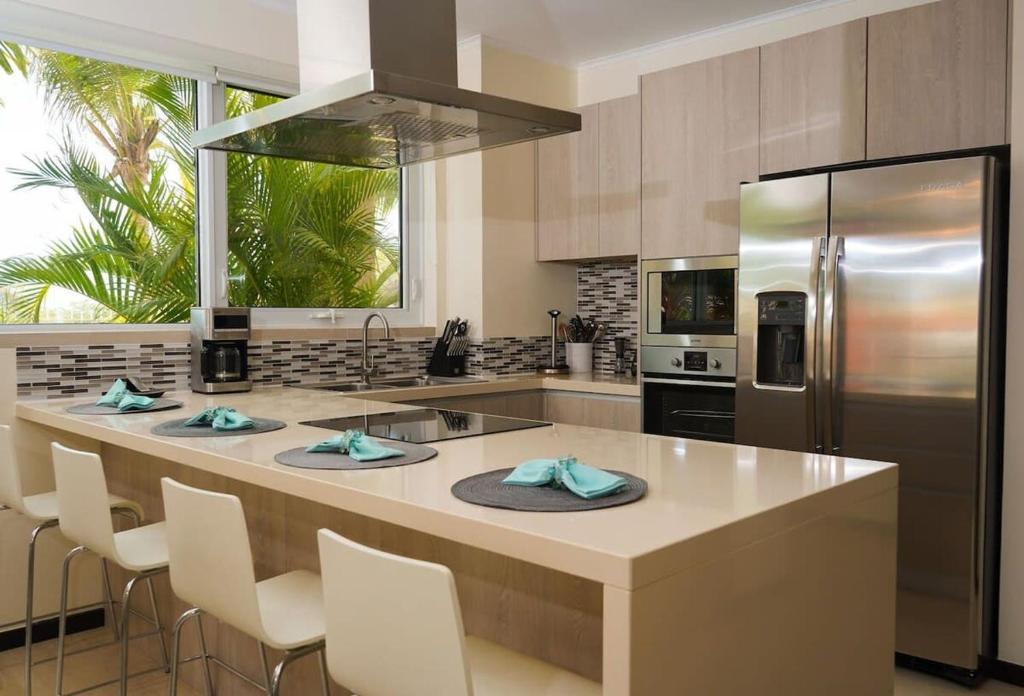 Spectacular apartment in levent eagle beach photo 2