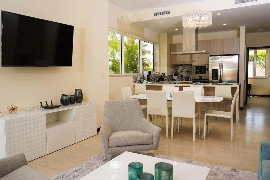 Spectacular apartment in levent eagle beach photo 4