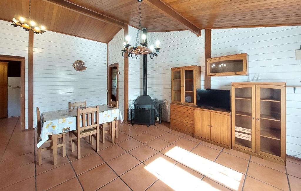 Lovely Home In Turs With Swimming Pool photo 4