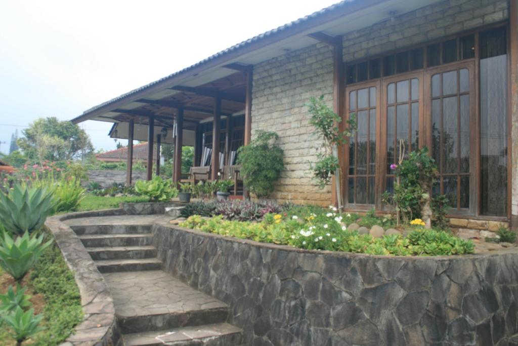 Villa Kahayang photo 2