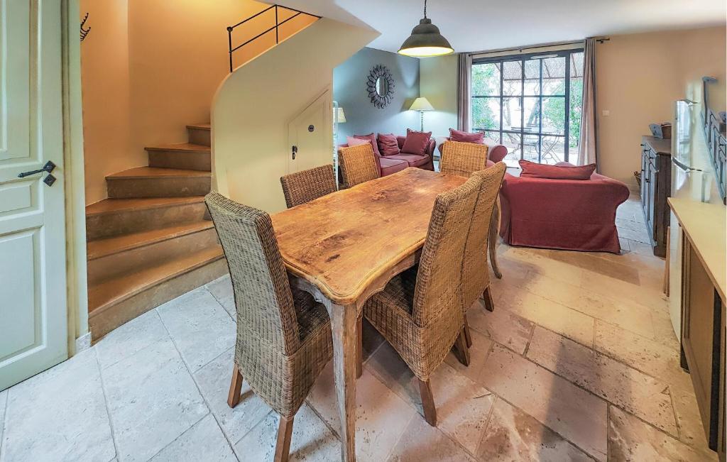 Beautiful Home In Saint-laurent-de-la-ca With Kitchen photo 4