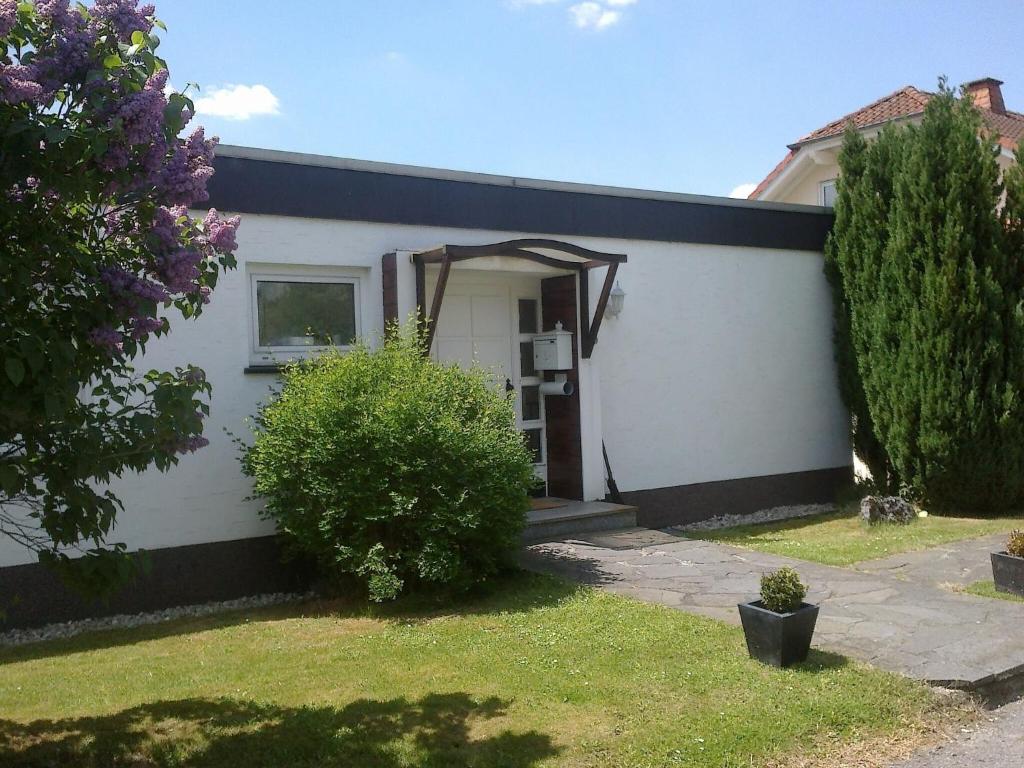 Delightful Villa in Gerolstein with Private Garden photo 2
