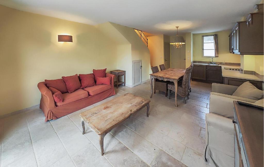 Lovely Home In Saint-laurent-de-la-ca With Kitchen photo 4