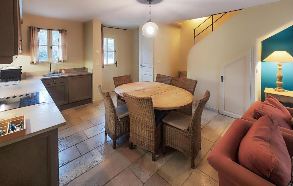 2 Bedroom Amazing Home In Saint-laurent-de-la-cabrerisse photo 2