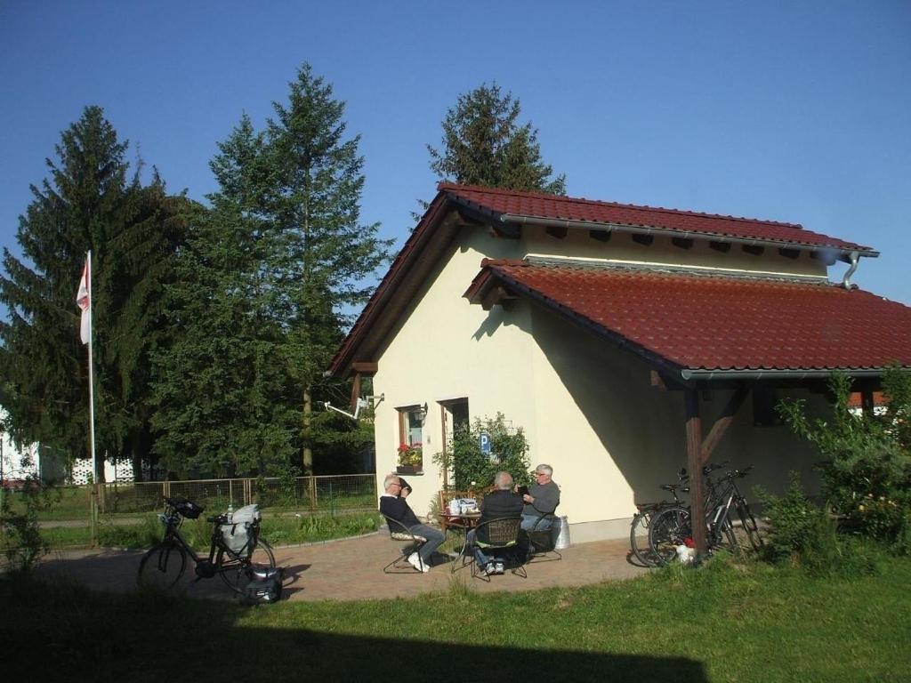 Ferienhaus in Kienitz mit Grill, Terrasse und Garten photo 3