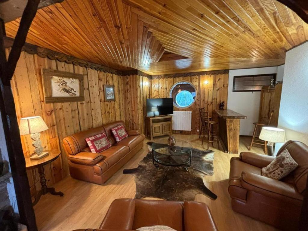 APPARTEMENT MOUFLONS