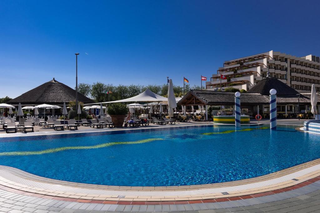 Aparthotel Holiday photo 2
