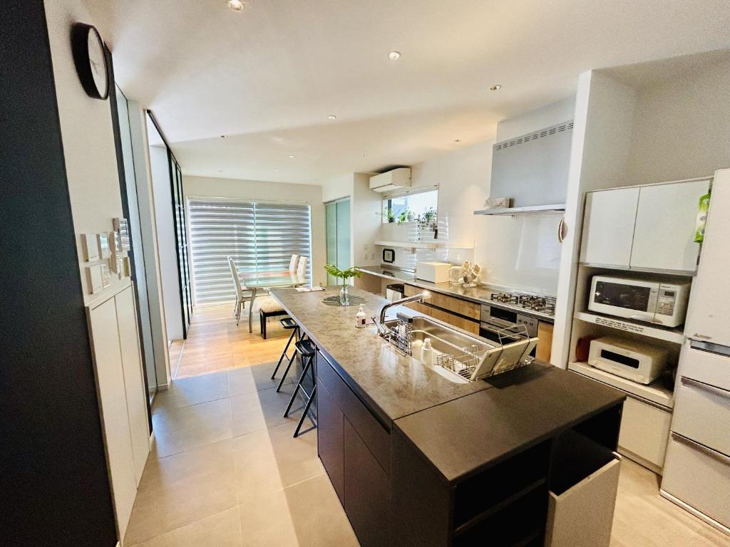 Accessible Four-Bedroom House near Kuzuha Station! photo 1