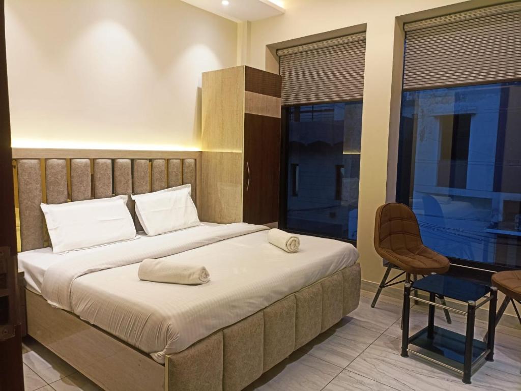 Hotel G-2 photo 2