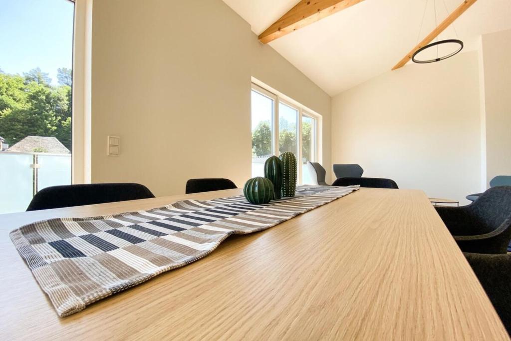 320 Lux Furnished flat photo 2