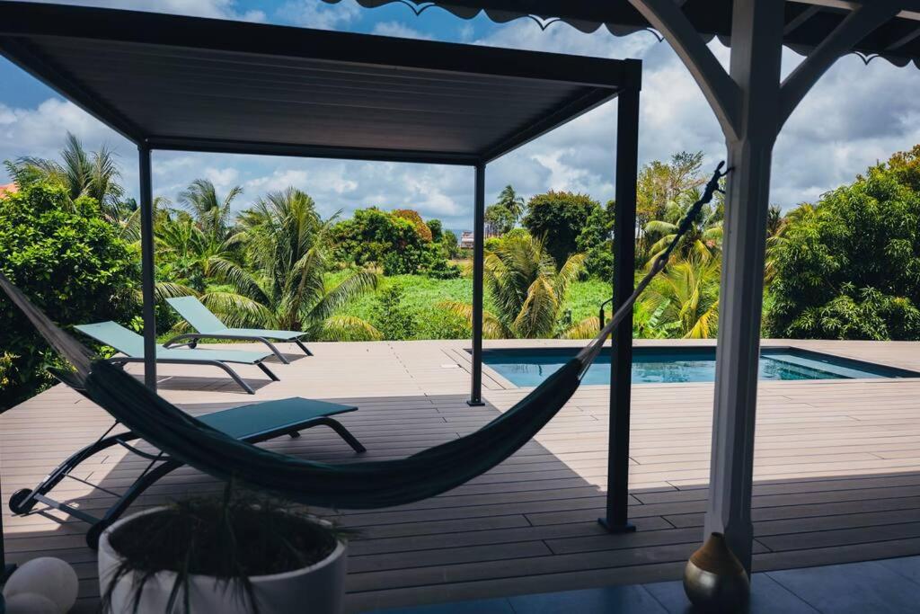 Villa Mahé, Majestueuse villa avec piscine, F4 à Ducos photo 2