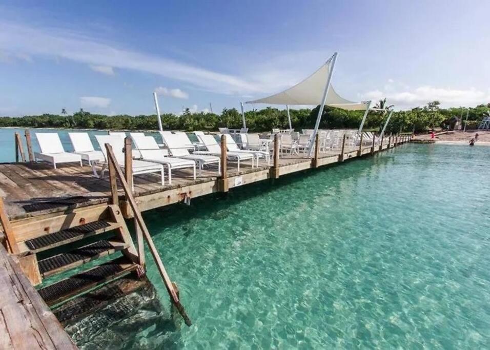 Cozy Apartment for couples with beach access