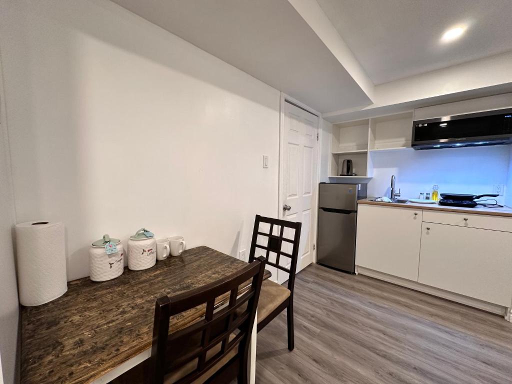 Newly Renovated Master Bedroom with Kitchenette photo 2