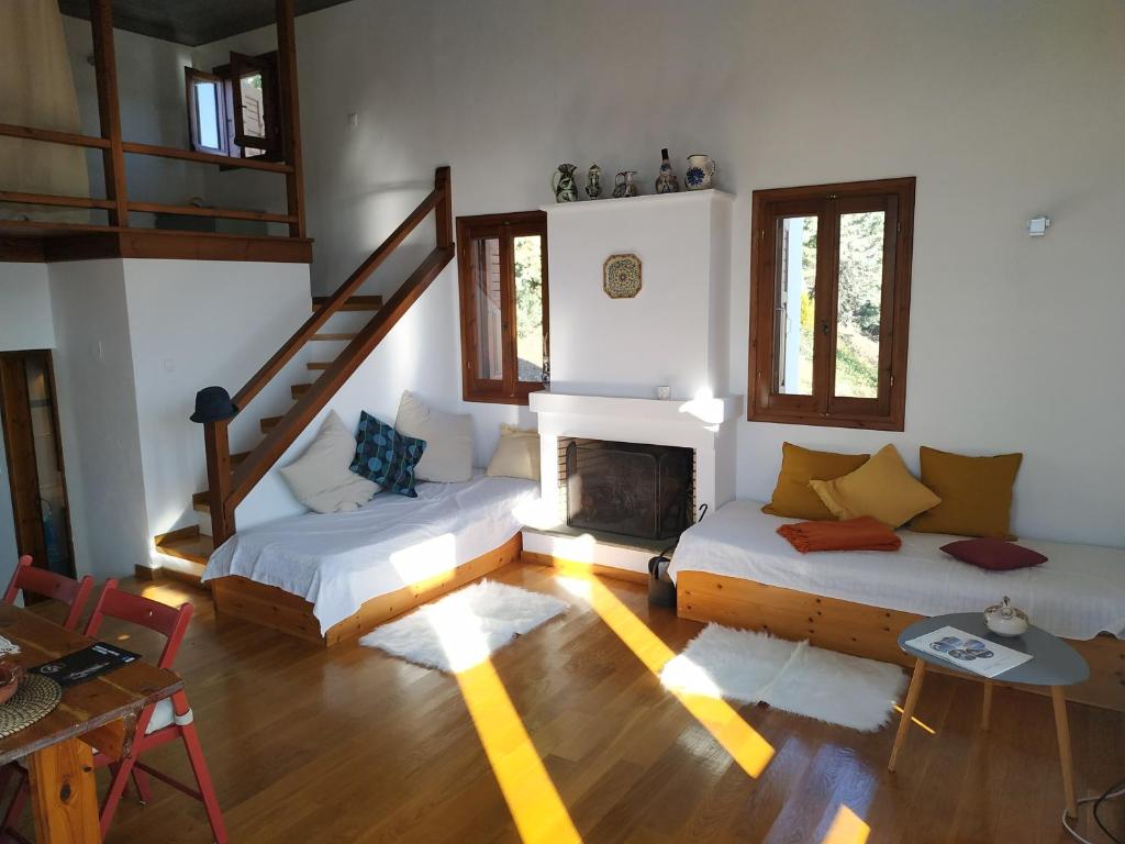Comfy modern house in Afetes photo 1