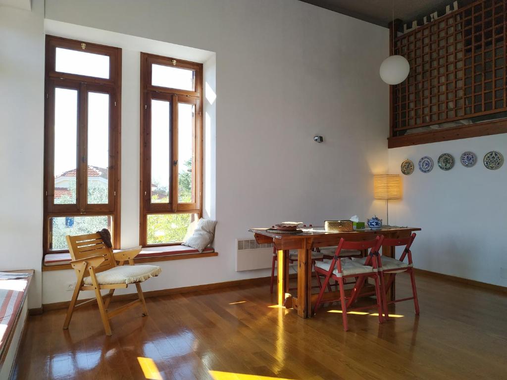 Comfy modern house in Afetes photo 4