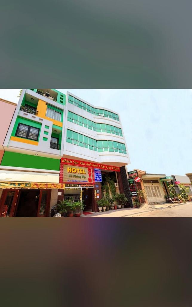 OYO 476 Hotel Văn Anh