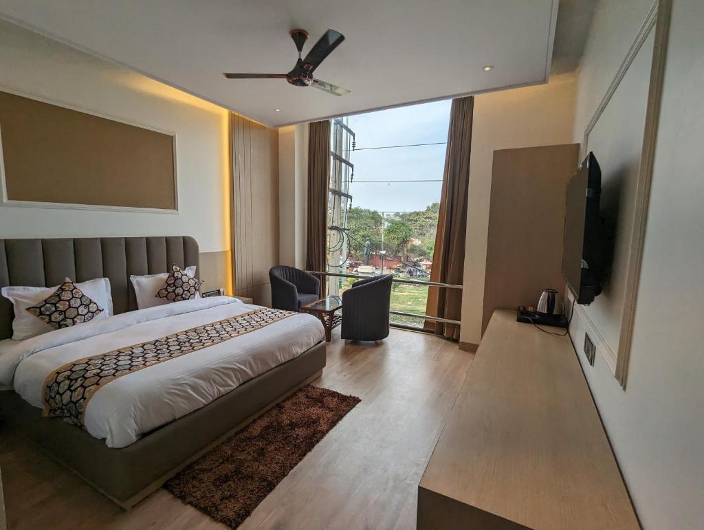 HOTEL CASA ROYALE photo 3