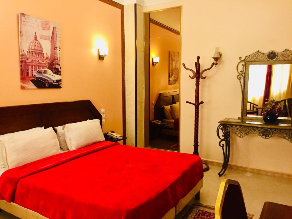 Hotel Les Ambassadeurs photo 3