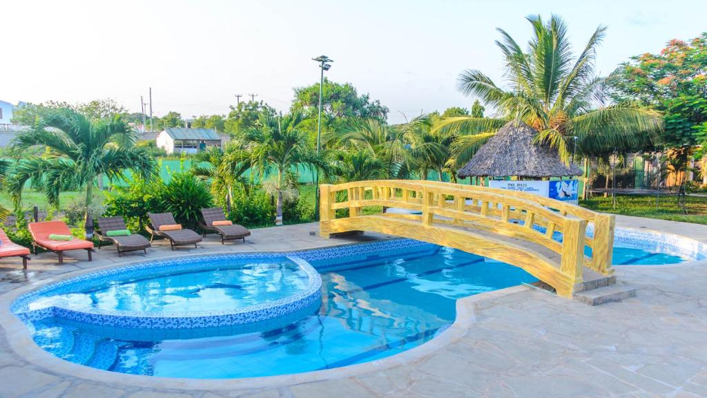 Golden Duranta Villas photo 4