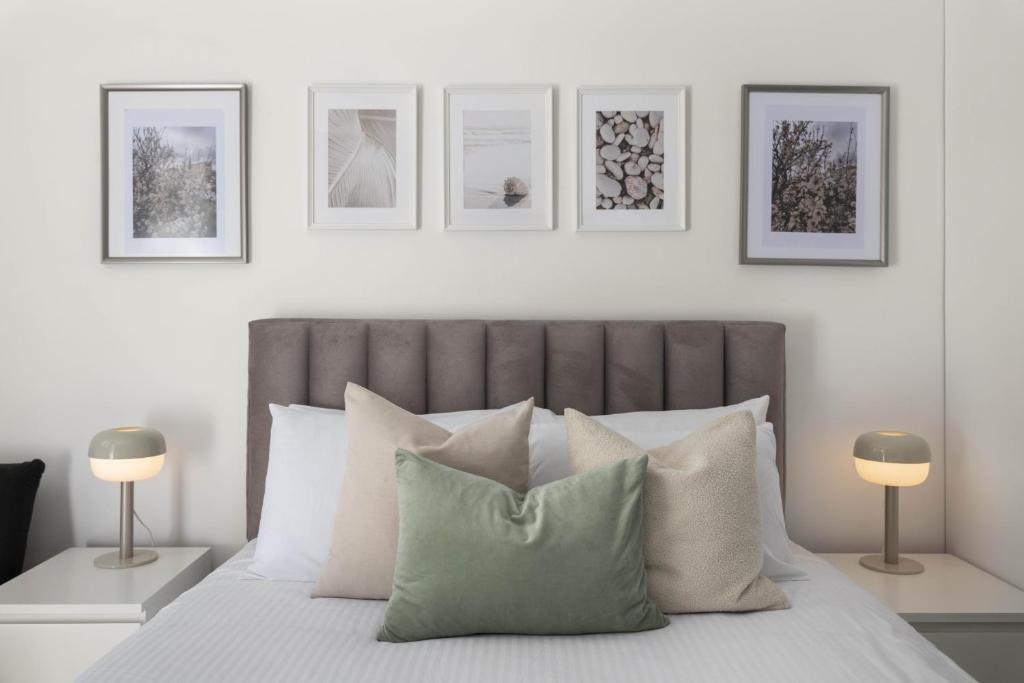 Phaedrus Living: Alkminis Seaside Suites Sand photo 2
