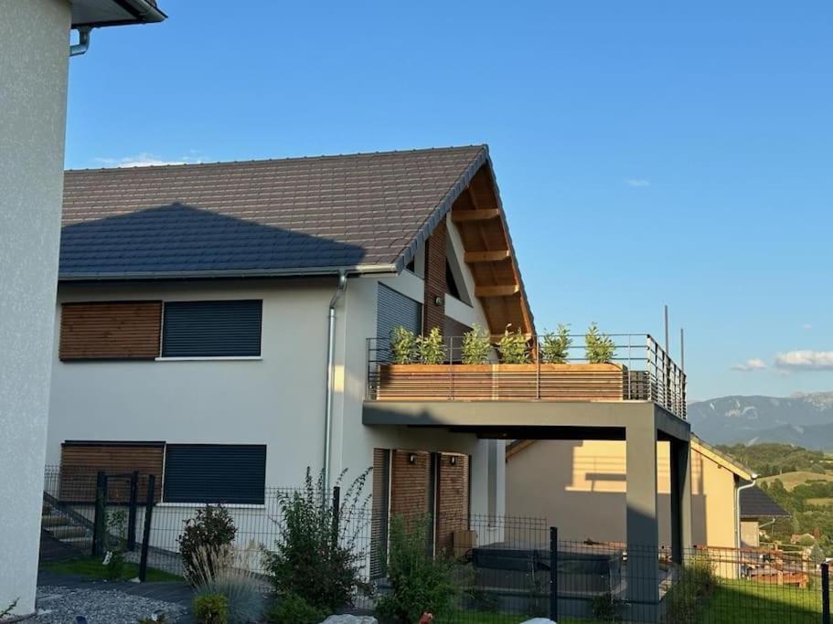 maison lac et montagne photo 1