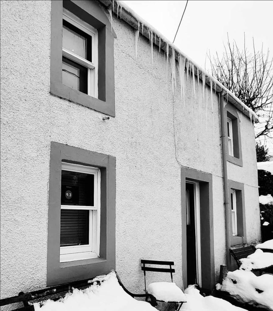 Pitcaithly Cottage photo 1