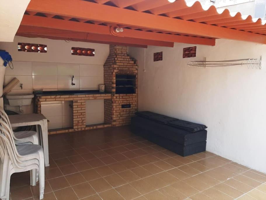 Casa simples, próxima à Praia dos Anjos photo 1