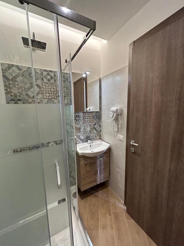 Grimaldi Comfort Guest House Room Type - Economy Double Room