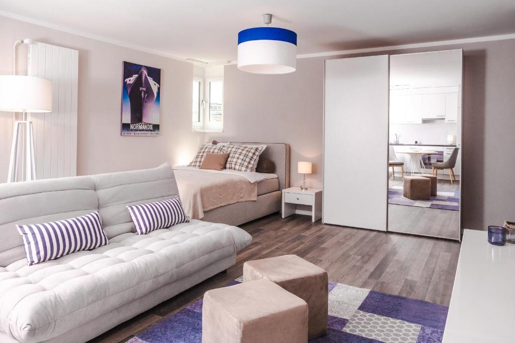 Студио (Улучшенный номер-студио Гранд), RELOC Serviced Apartments Zurich-Oerlikon