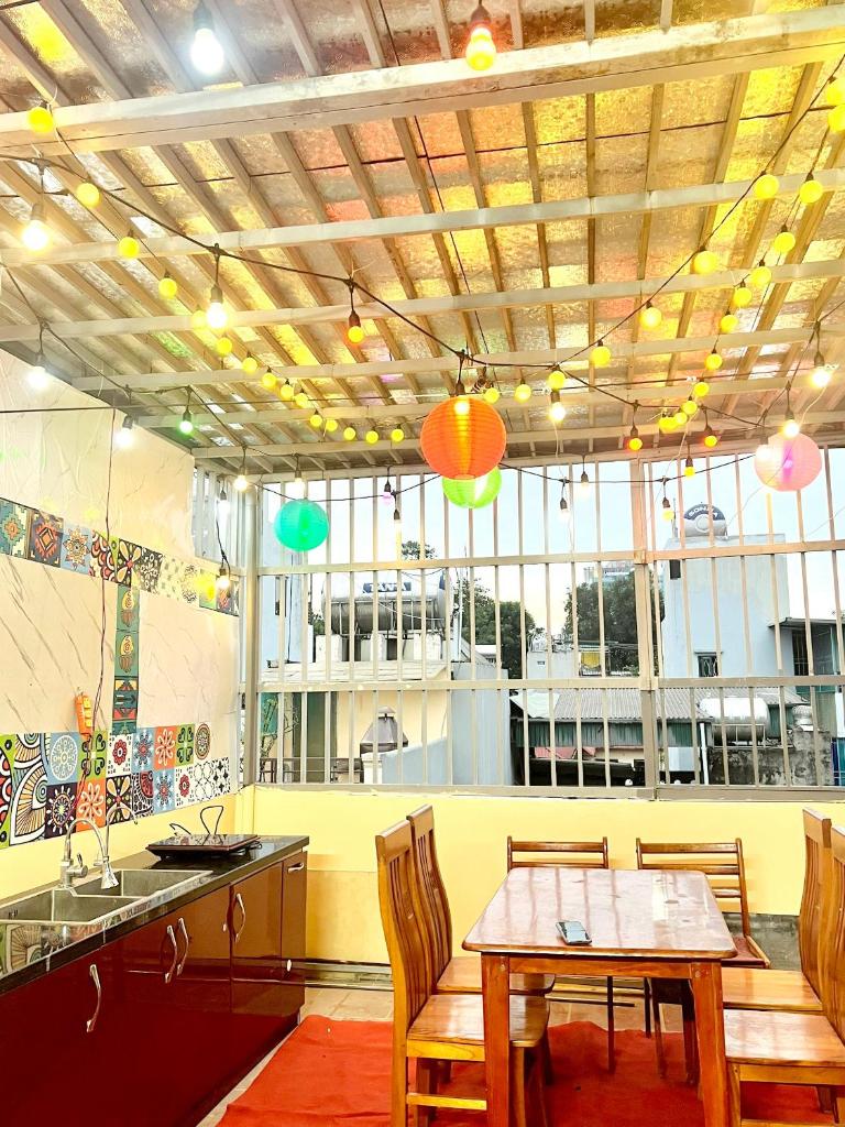 4BR nguyên căn có thang máy tại Hoàn Kiếm Hà Nội