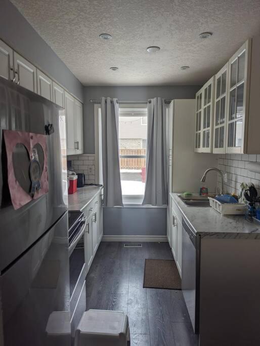 1 upper floor Bedroom photo 1