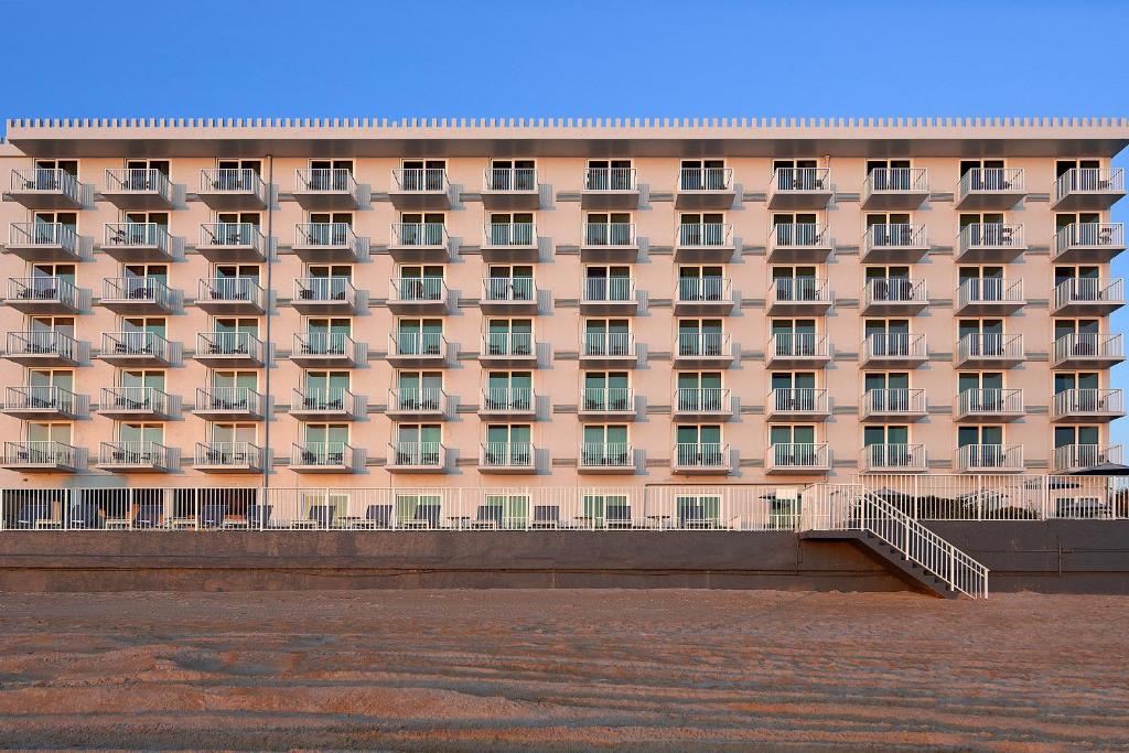 Spark by Hilton Ormond Beach Oceanfront photo 1