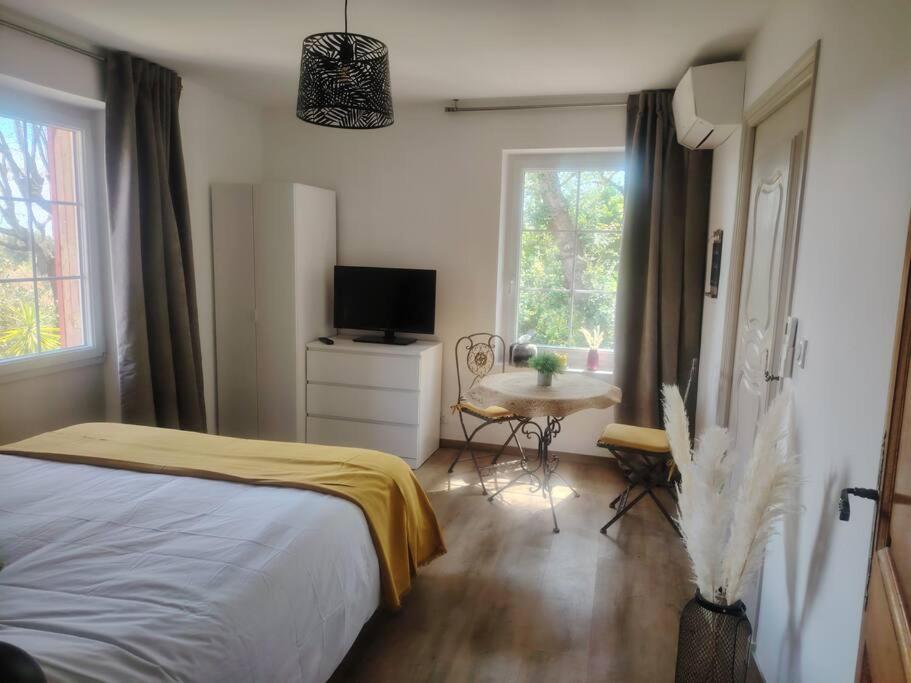 Studio avec cuisine séparée au Domaine des Petites Sœurs photo 3