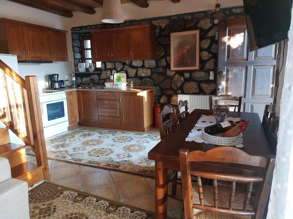 Vitina Stone House photo 4