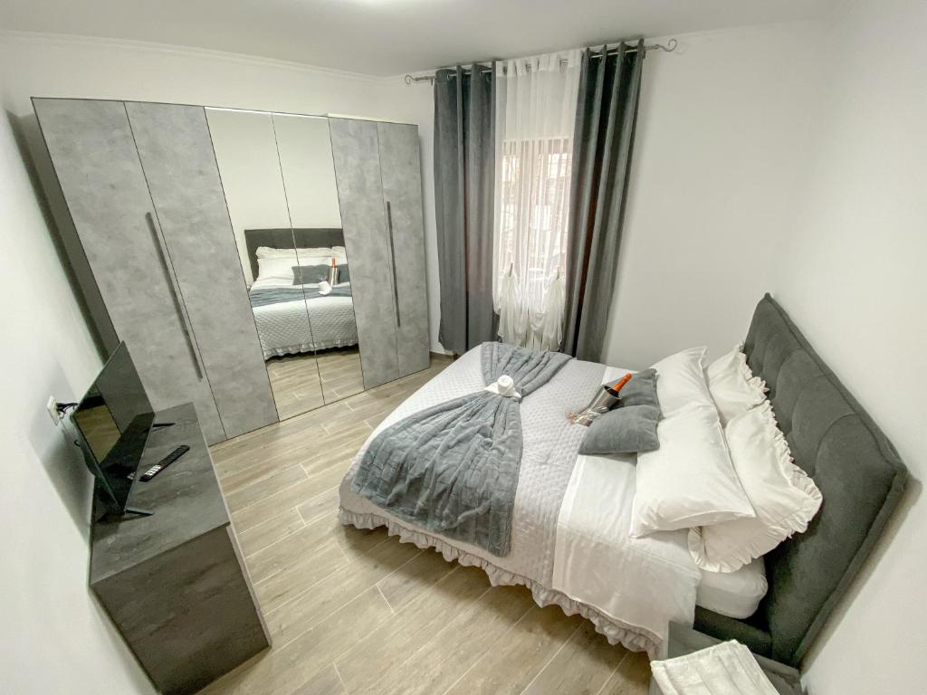 Holiday House 2 photo 2
