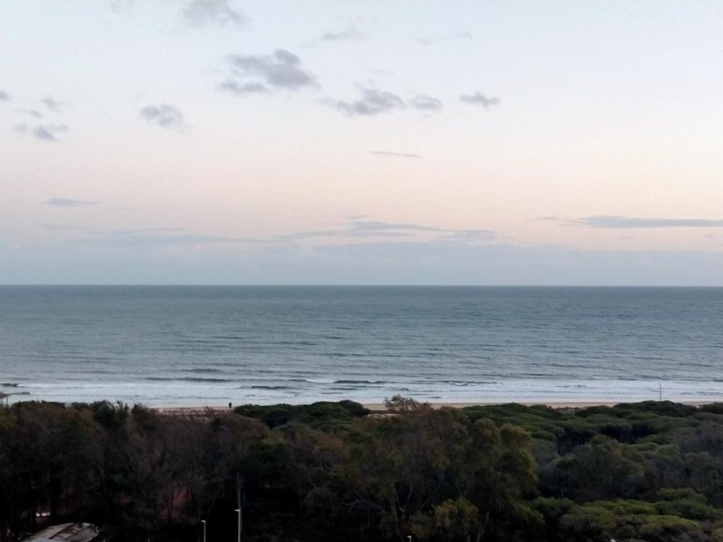 Piso Isla Cristina, mar de luz