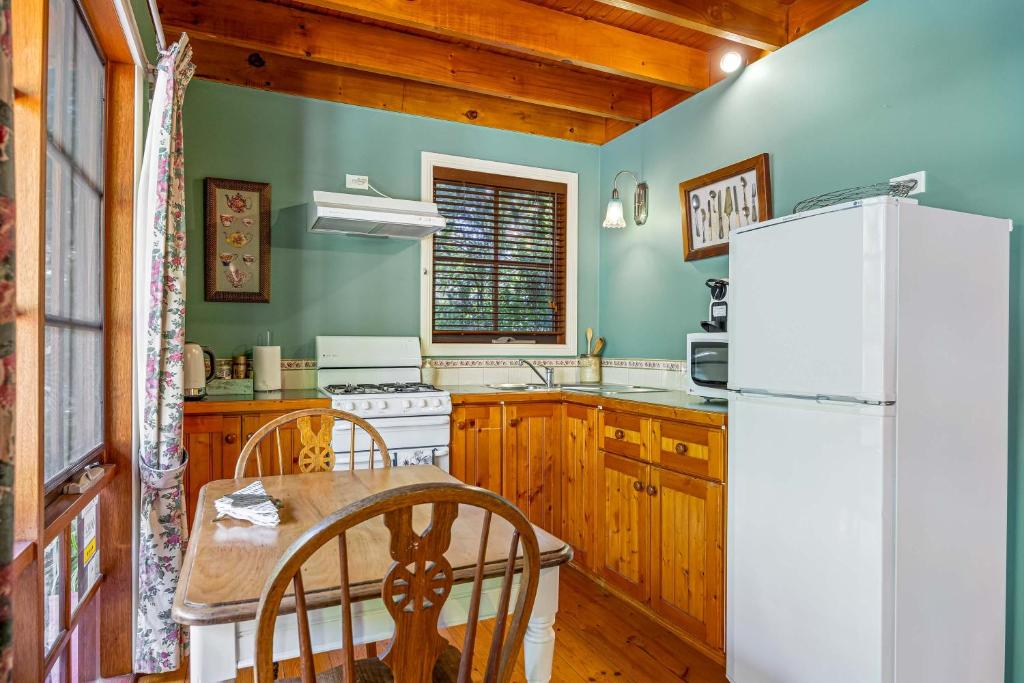 Ballarat Cottages photo 2