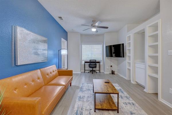 Comfy 2BD Apt Austin Texas image