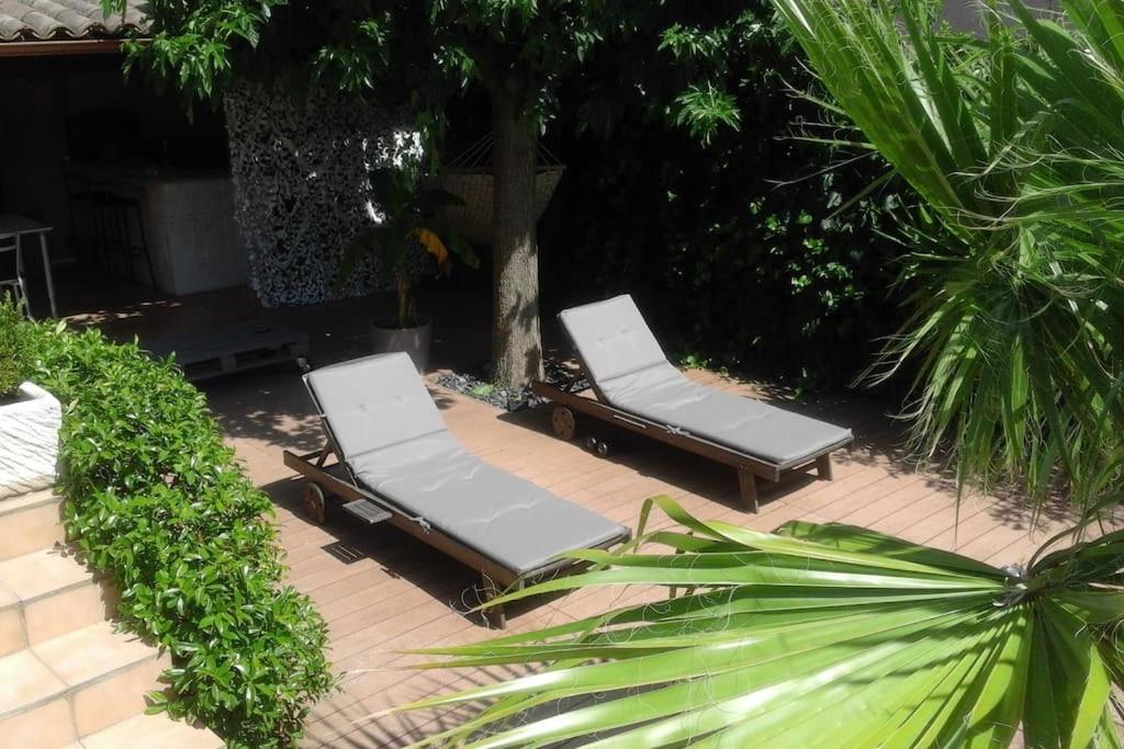 villa climatisée avec piscine privée bien placée. photo 2