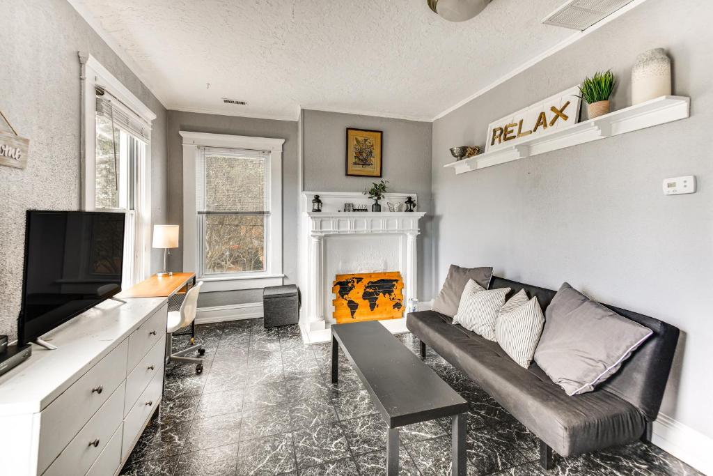 Norfolk Apartment 1 Mi to Ocean View Beach Park! photo 3