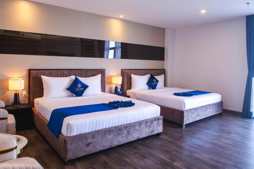 SANDALS AQUILA HOTEL
