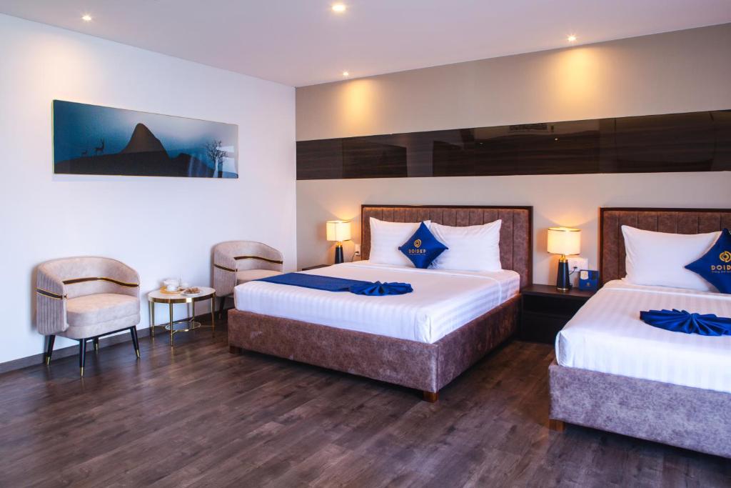 SANDALS AQUILA HOTEL