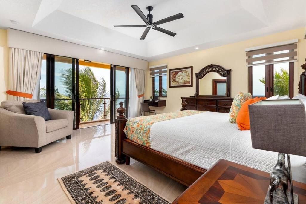 Fully Staffed Oceanfront Luxe Villa Near Ocho Rios photo 3